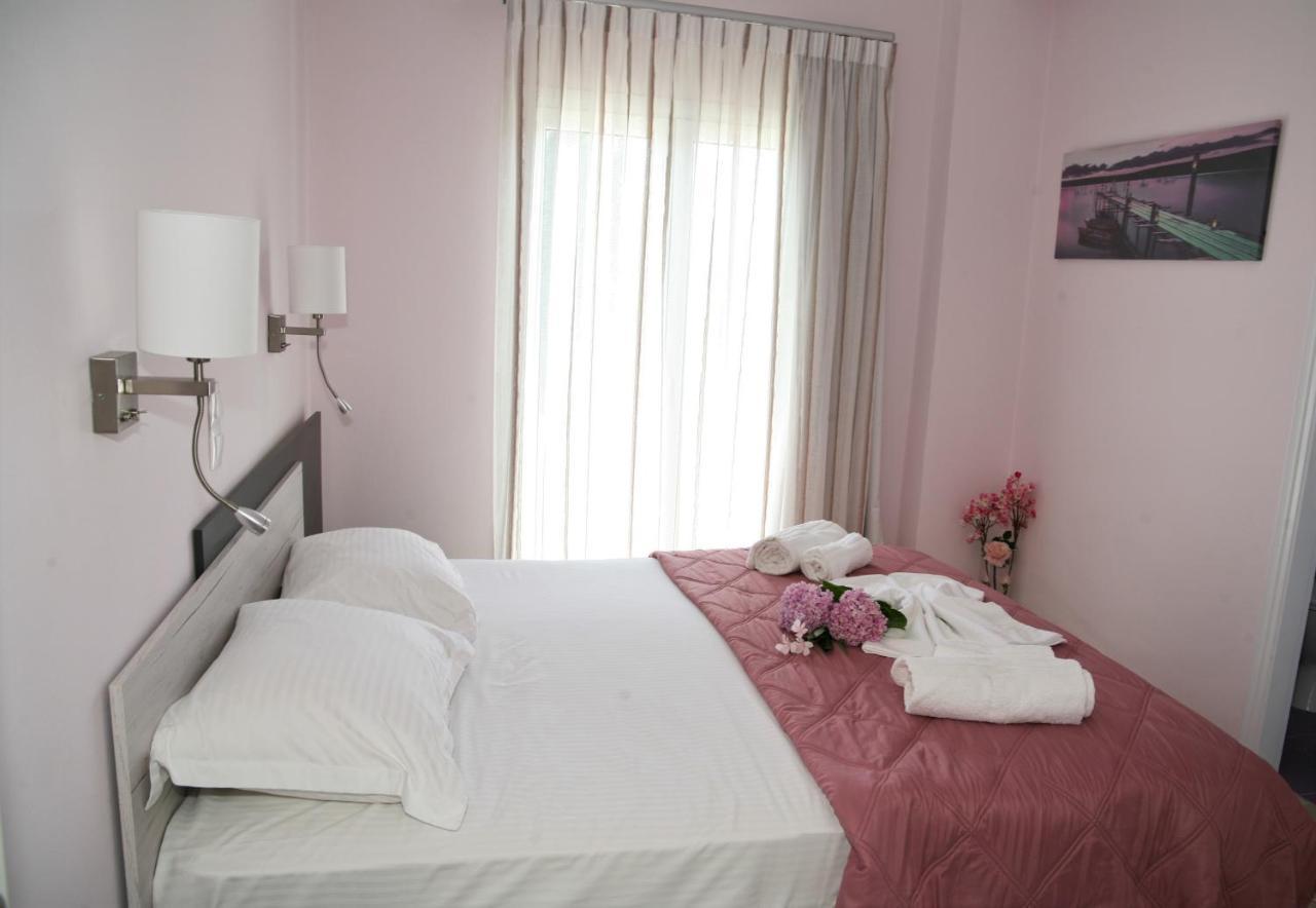 Terpsichore Boutique Appartments Дассия Экстерьер фото